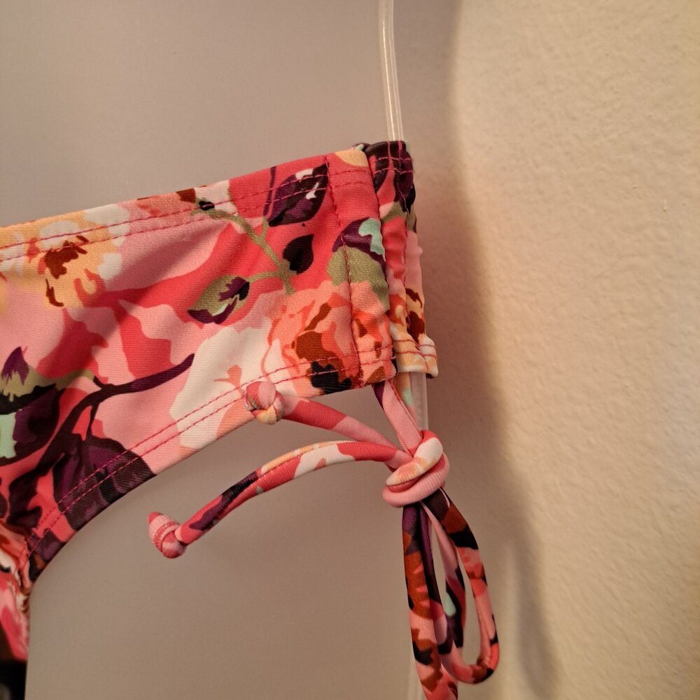 New In Bag Summer Trend Women's Fashion 2-Piece Cross Bikini Set Swimsuit - Picture 12 of 15